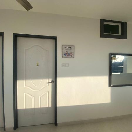 Dsinggahpcb Guest House Kota Bharu Eksteriør billede
